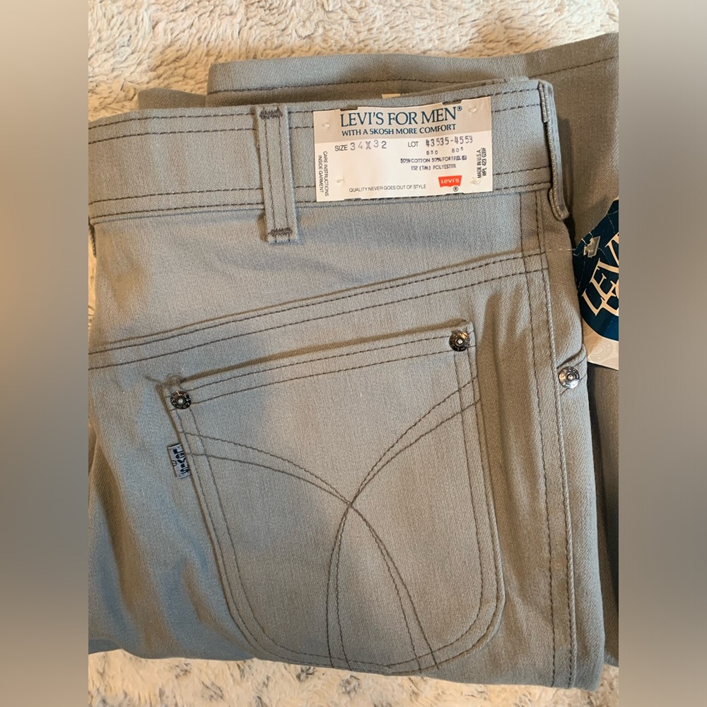 Brand new Levi’s vintage jeans 34 X 32